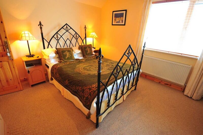 Bed and Breakfast Ocean Breeze Donegal Town Екстер'єр фото